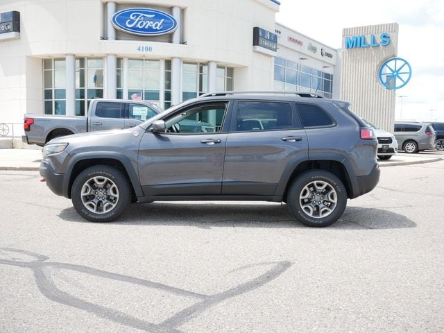 Used 2019 Jeep Cherokee Trailhawk with VIN 1C4PJMBX9KD399533 for sale in Willmar, Minnesota