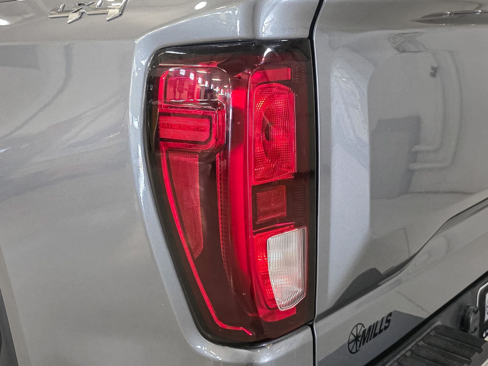 2020 GMC Sierra 1500 SLE - Photo 15