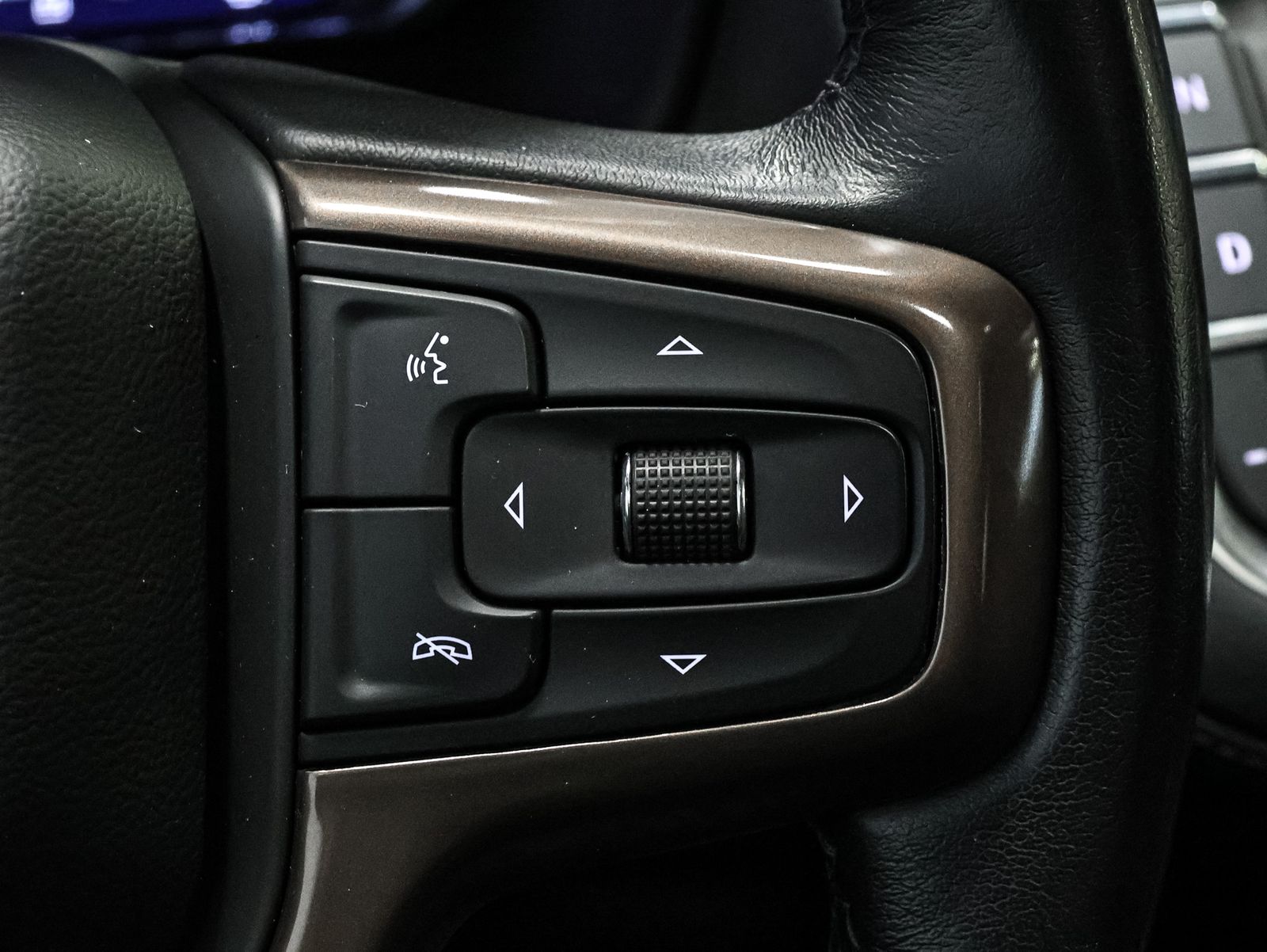 2022 Chevrolet Suburban High Country - Photo 38