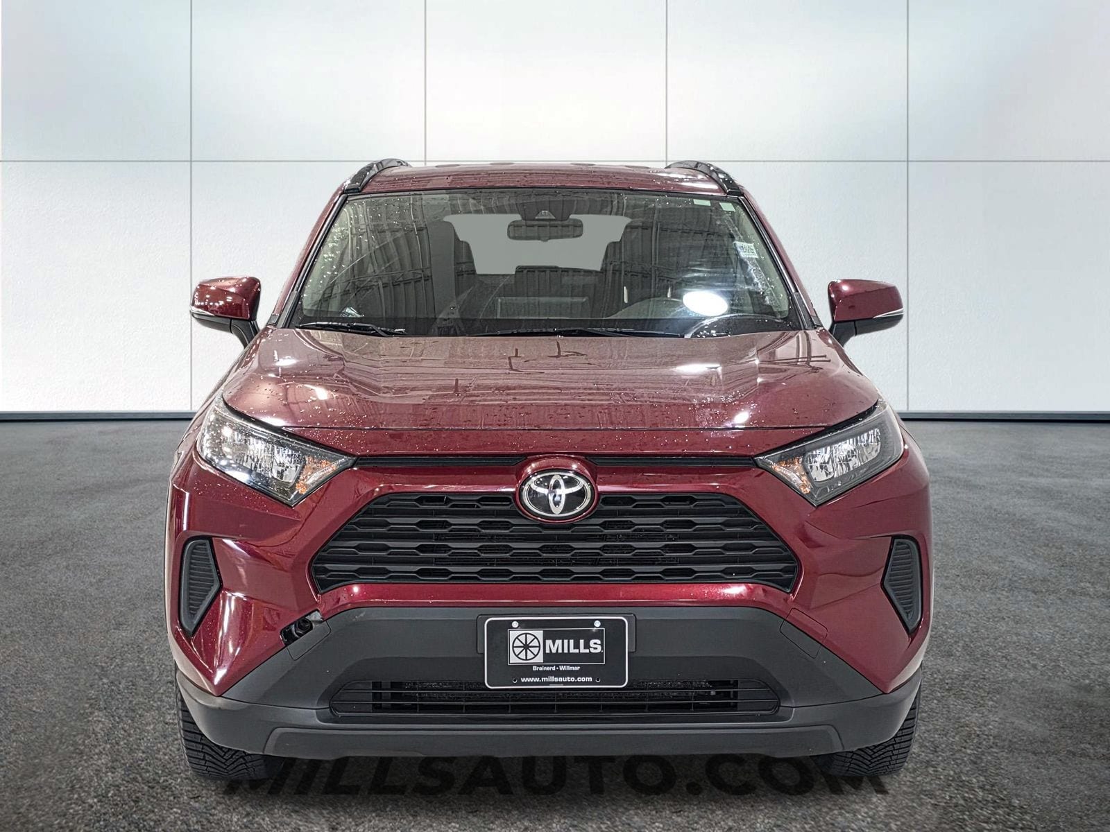 2019 Toyota RAV4 LE - Photo 12
