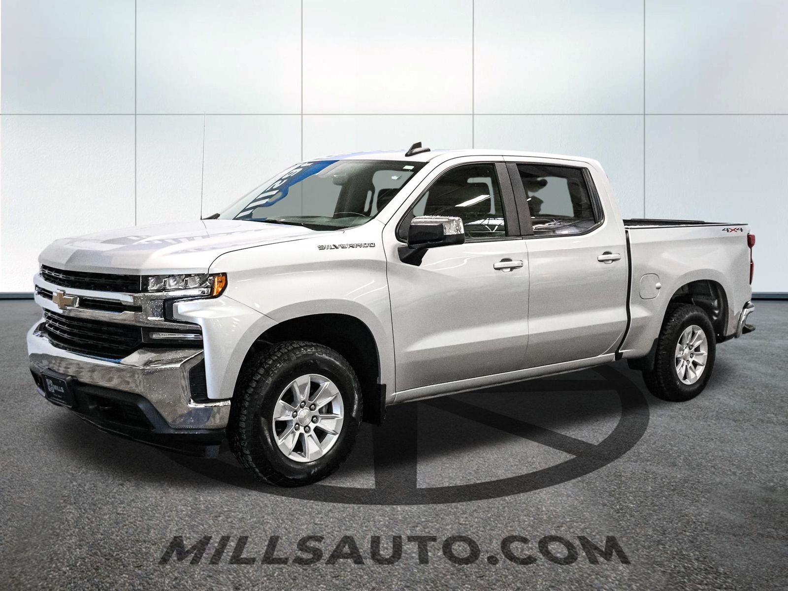 Used 2022 Chevrolet Silverado 1500 Limited LT with VIN 1GCUYDED6NZ121390 for sale in Willmar, Minnesota