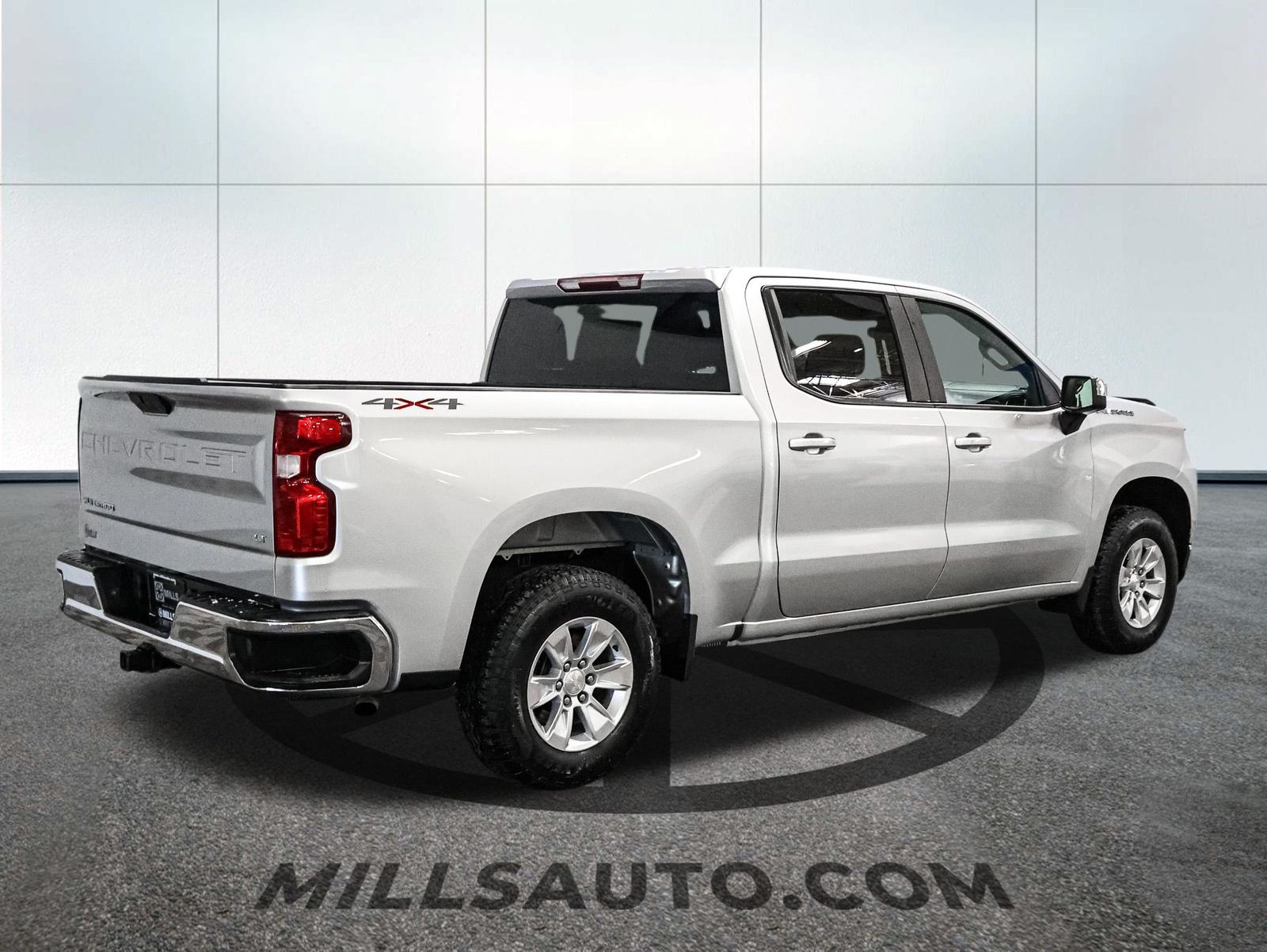 2022 Chevrolet Silverado 1500 Limited LT - Photo 8