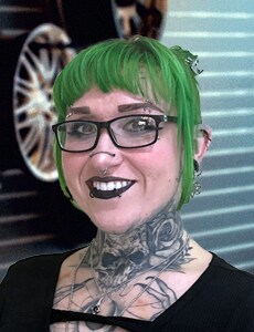 Staff member Kirsten Lovecraft from ID_6ea6a144197e