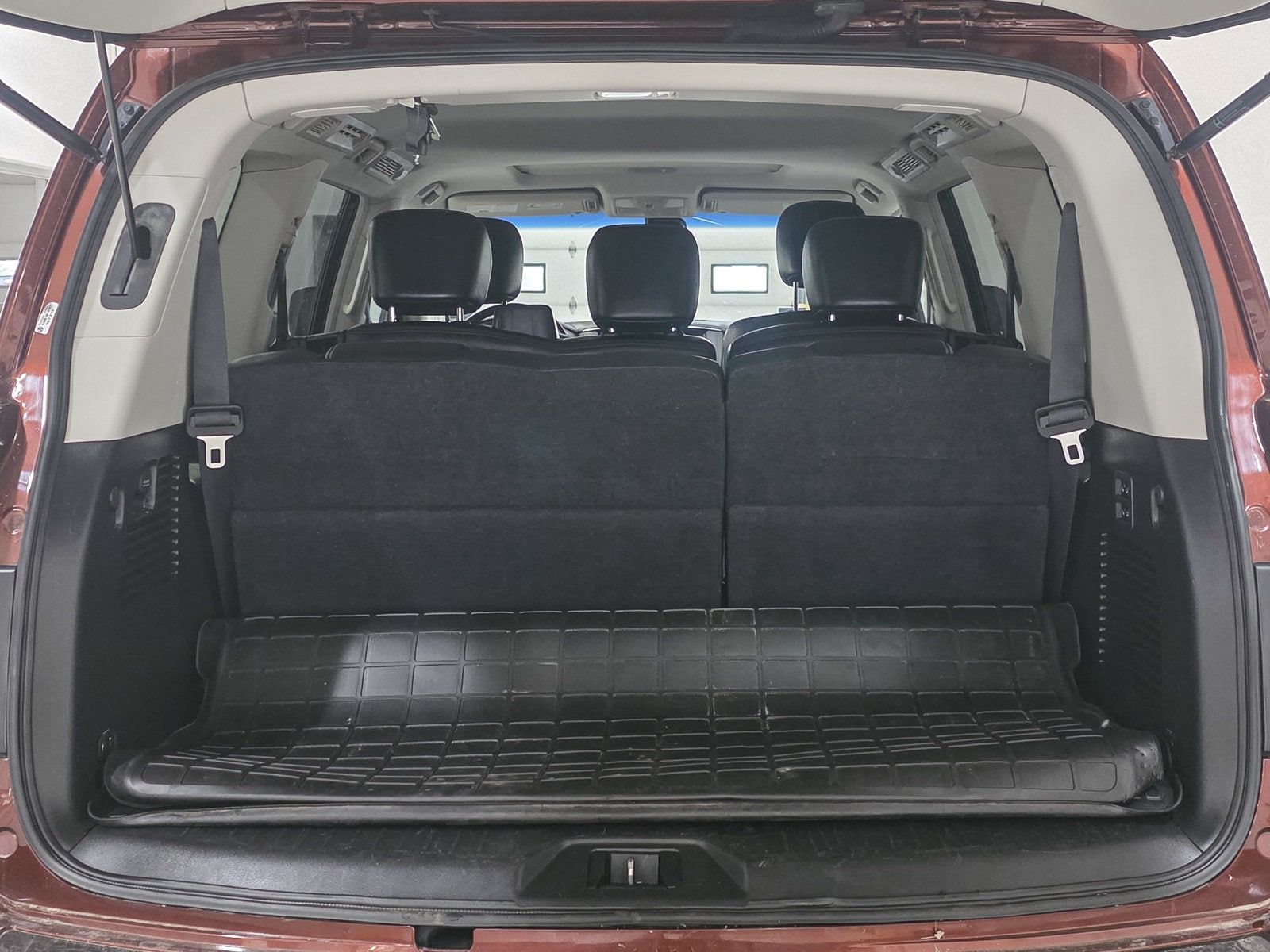 2017 Nissan Armada SL - Photo 17