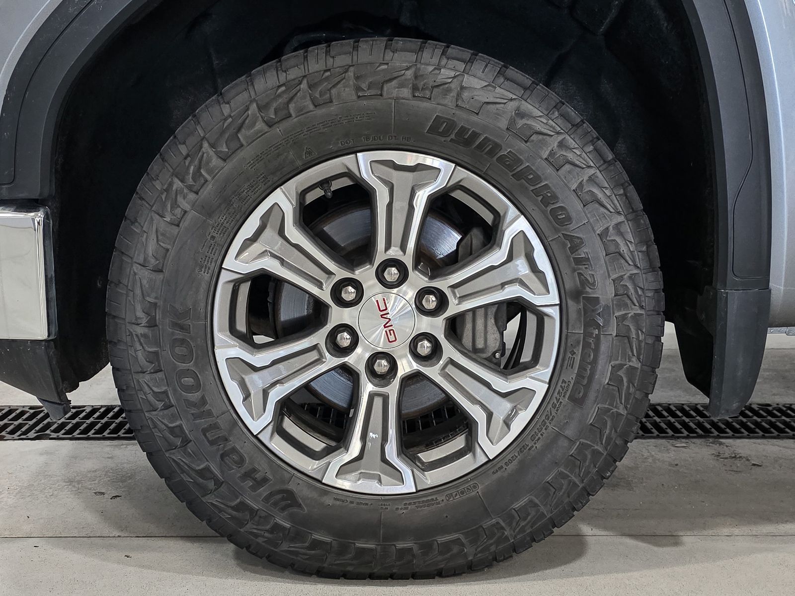 2020 GMC Sierra 1500 SLE - Photo 18