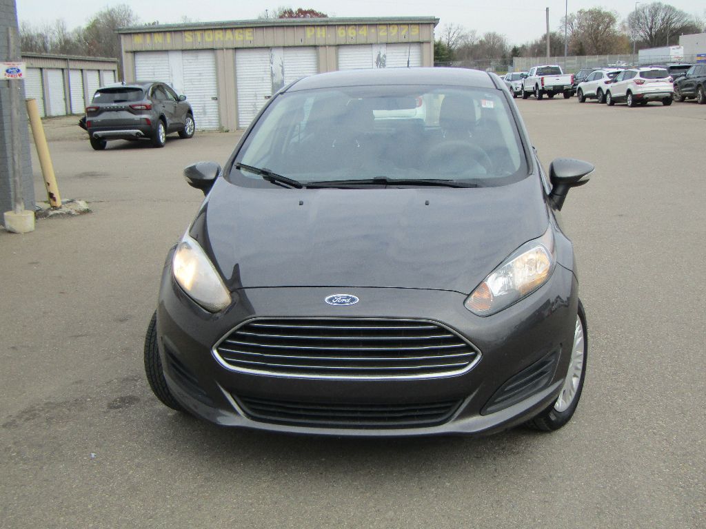 Used 2017 Ford Fiesta SE with VIN 3FADP4EE9HM165391 for sale in Lapeer, MI
