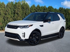 2025 Land Rover Discovery P360 Dynamic SE SUV