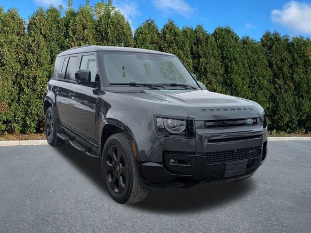 Used 2023 Land Rover Defender 110 X-Dynamic SE SUV