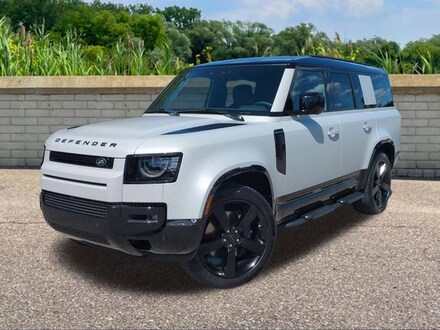2026 Land Rover Defender 130 X-Dynamic SE SUV