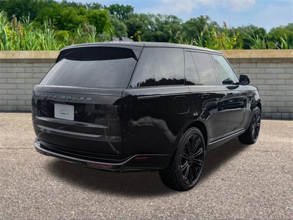 New 2026 Land Rover Range Rover SE SUV