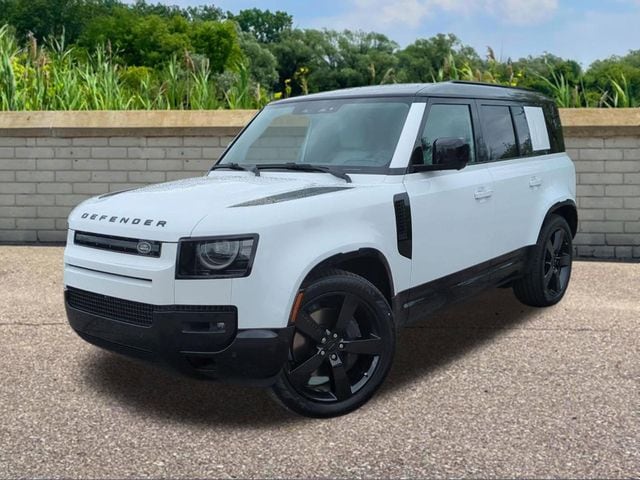2026 Land Rover Defender 110 X-Dynamic SE P400's photo