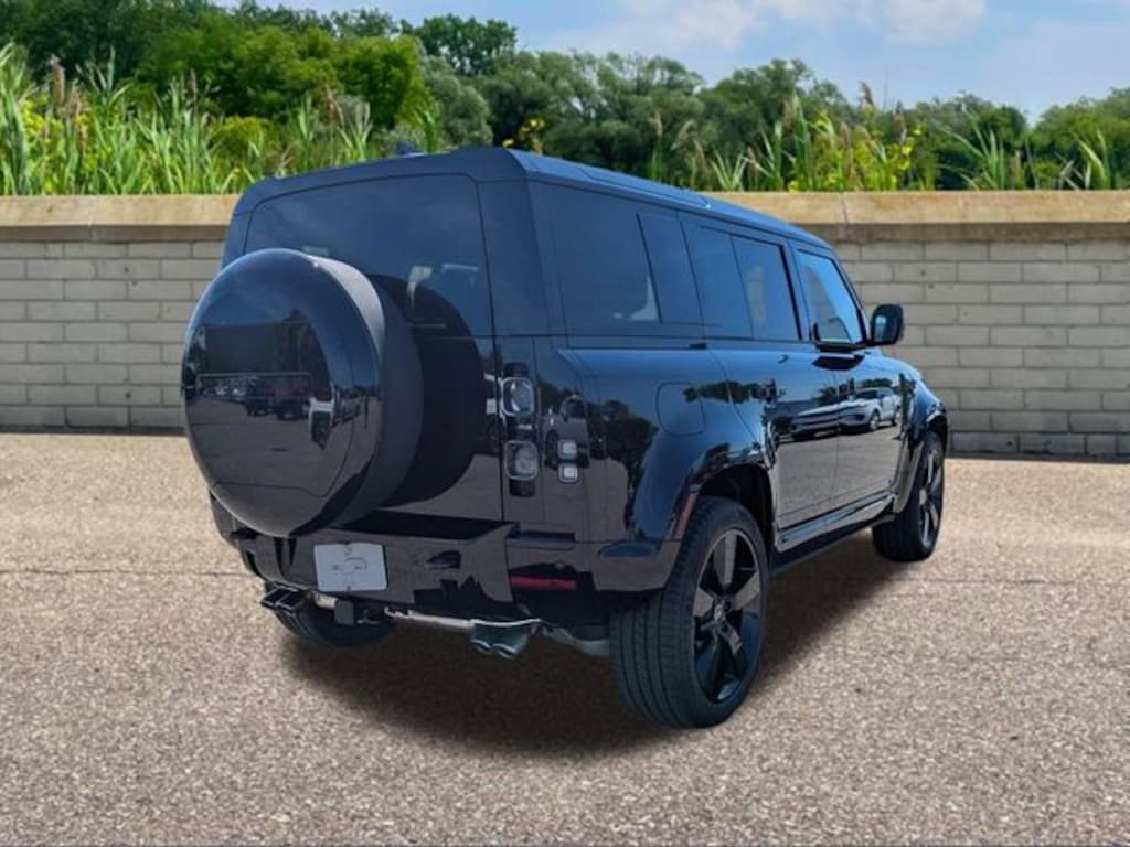 New 2025 Land Rover Defender 110 V8 SUV
