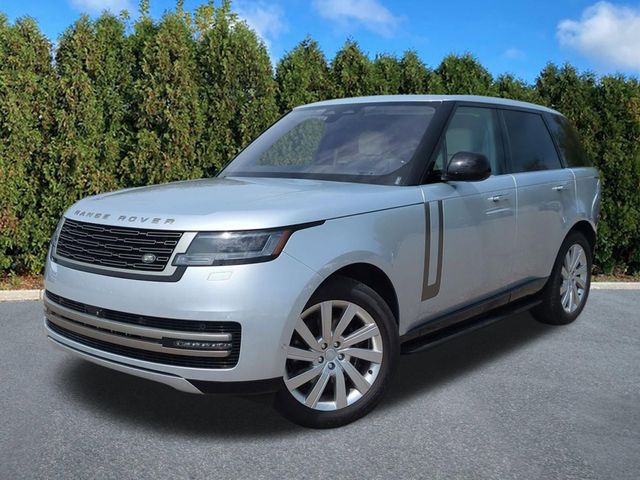 2023 Land Rover Range Rover 3.0 SE SWB's photo