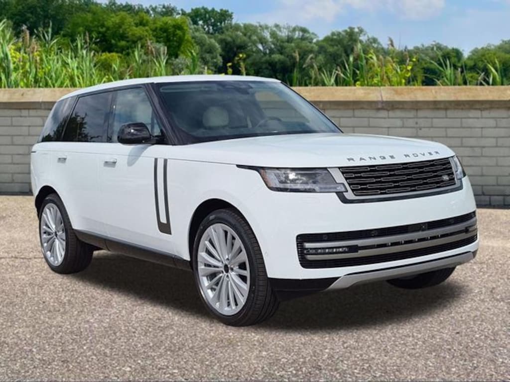 New 2026 Land Rover Range Rover SE SUV