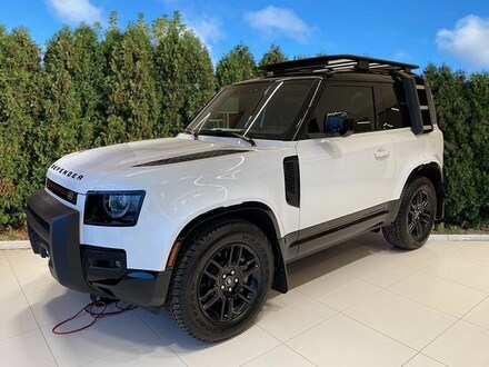 Featured New 2023 Land Rover Defender 90 X-Dynamic SE SUV for sale in Macomb, MI
