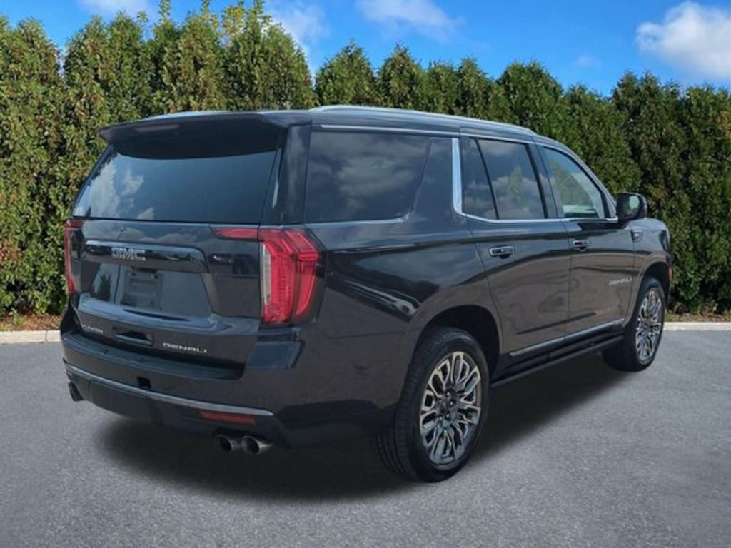 Used 2024 GMC Yukon Denali Ultimate SUV