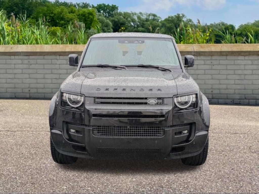 New 2026 Land Rover Defender 130 X-Dynamic SE SUV