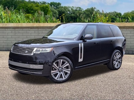 Featured New 2025 Land Rover Range Rover SV Signature Suite SUV for sale in Macomb, MI