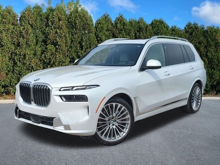 Featured Pre-Owned 2025 BMW X7 xDrive40i SUV for sale in Macomb, MI