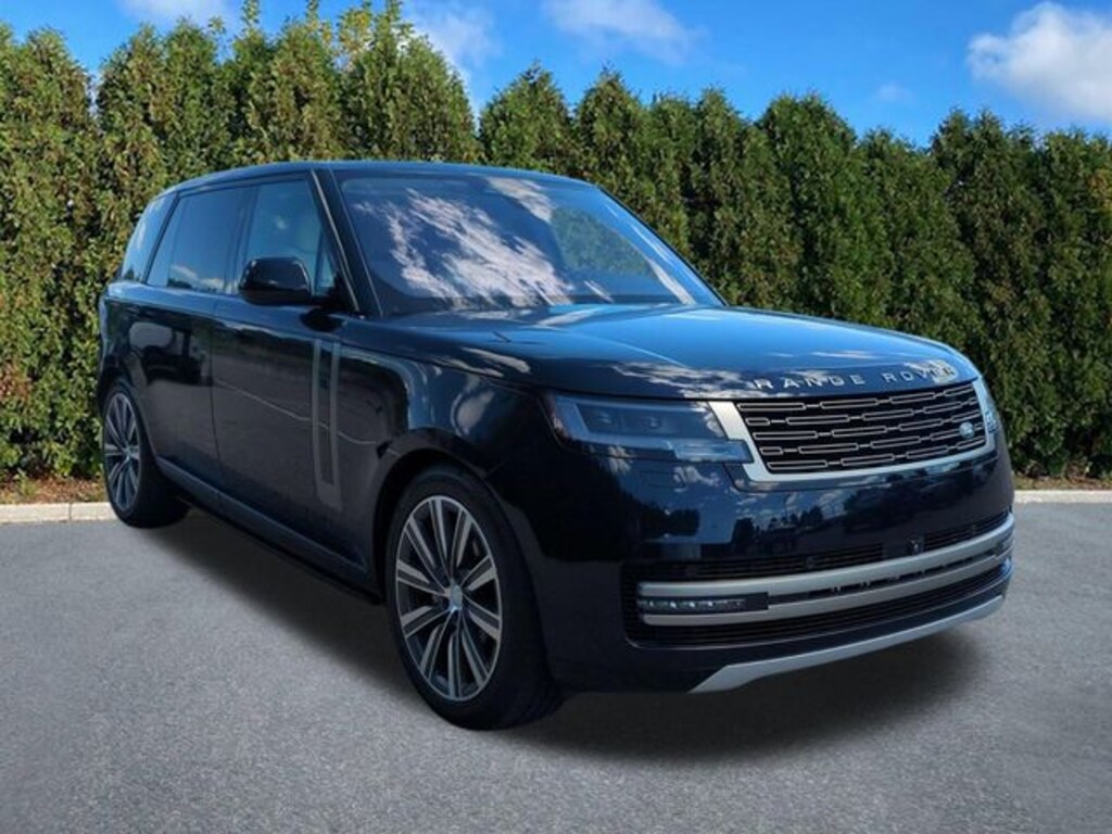 Used 2023 Land Rover Range Rover P400 SE 7 Seat SUV