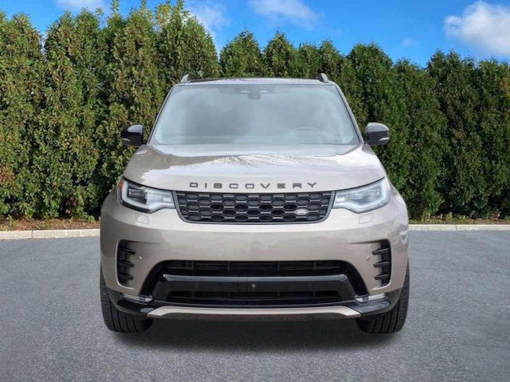 Used 2025 Land Rover Discovery P360 Dynamic SE SUV
