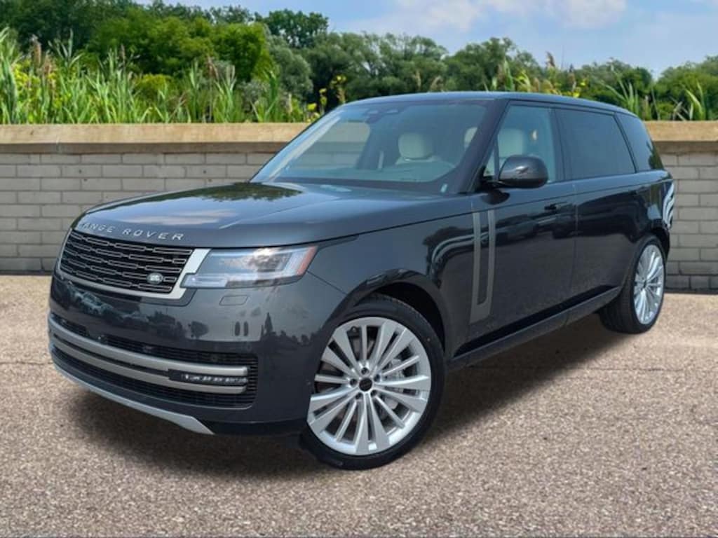 New 2026 Land Rover Range Rover SE SUV