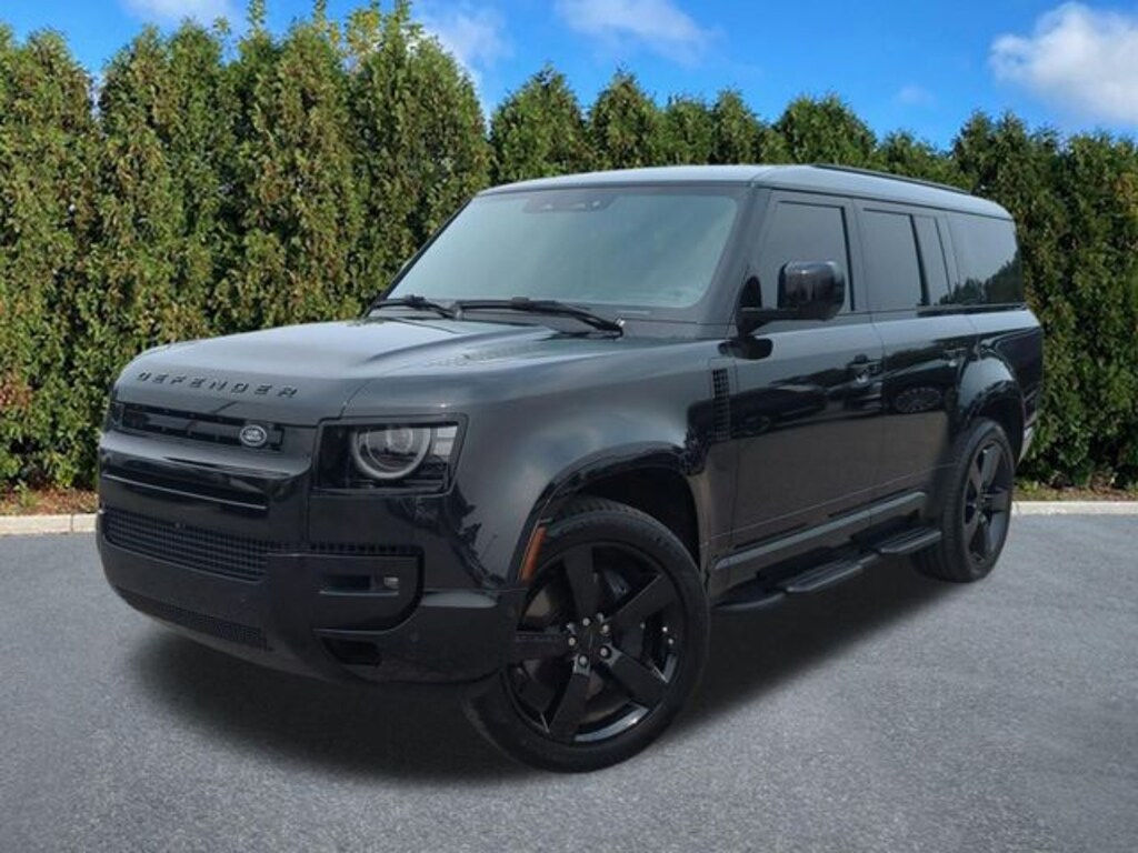 Used 2026 Land Rover Defender 130 X-Dynamic SE SUV