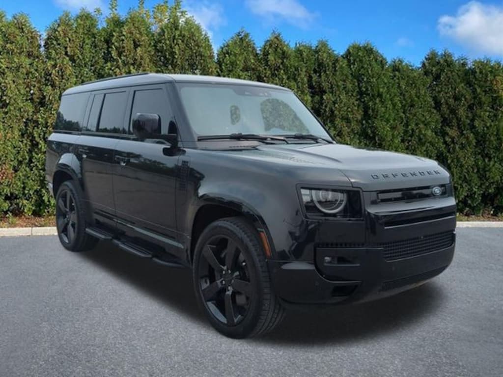 Used 2026 Land Rover Defender 130 X-Dynamic SE SUV