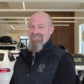 Staff member Justin Snow from ID_c218ab123fca