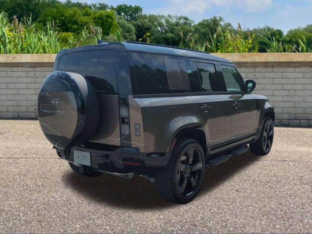 New 2026 Land Rover Defender 110 X-Dynamic SE SUV