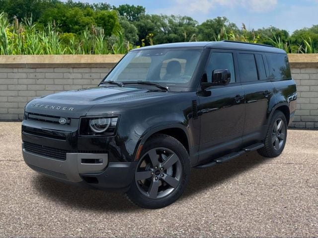 2026 Land Rover Defender 130 S P300's photo