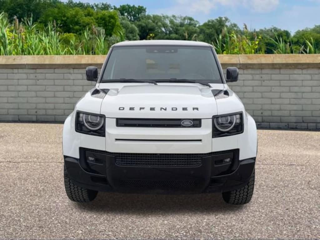 New 2026 Land Rover Defender 110 X-Dynamic SE SUV