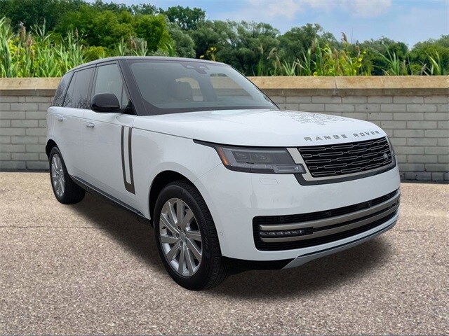 2025 Land Rover Range Rover SE photo 2