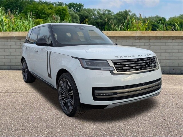 2025 Land Rover Range Rover SE photo 2