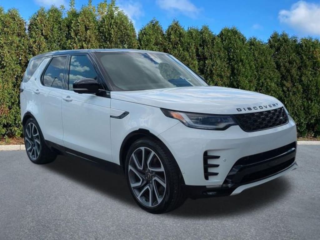 Used 2025 Land Rover Discovery P360 Dynamic SE SUV