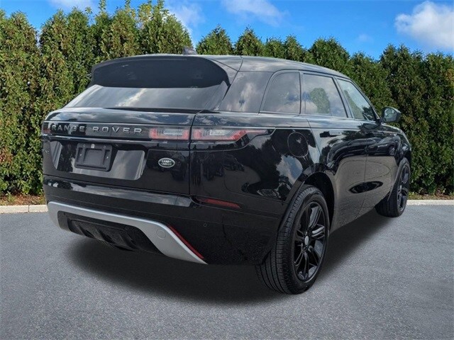2023 Land Rover Range Rover Velar R-Dynamic S photo 4