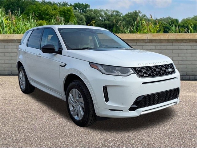 2025 Land Rover Discovery Sport S photo 3