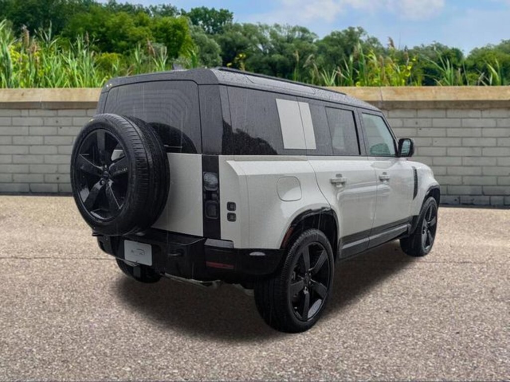 New 2026 Land Rover Defender 110 X-Dynamic SE SUV