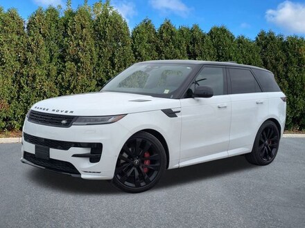 Featured Pre-Owned 2025 Land Rover Range Rover Sport P400 Dynamic SE SUV for sale in Macomb, MI