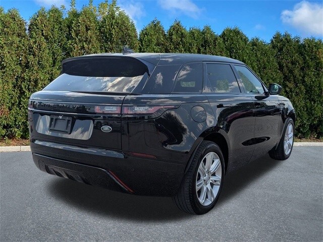 2022 Land Rover Range Rover Velar P250 R-Dynamic S photo 2