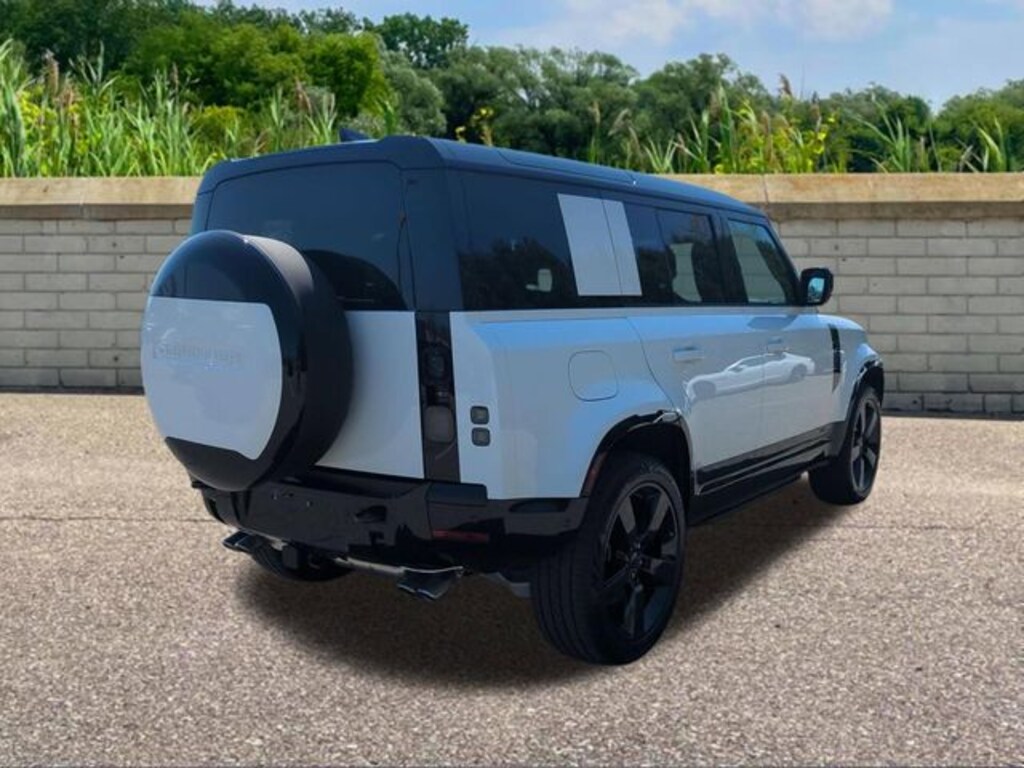 New 2026 Land Rover Defender 110 V8 SUV