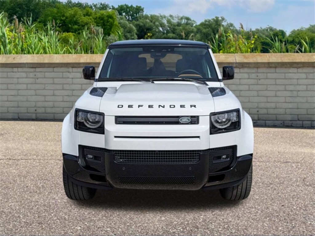 New 2024 Land Rover Defender For Sale in MI Near Sterling