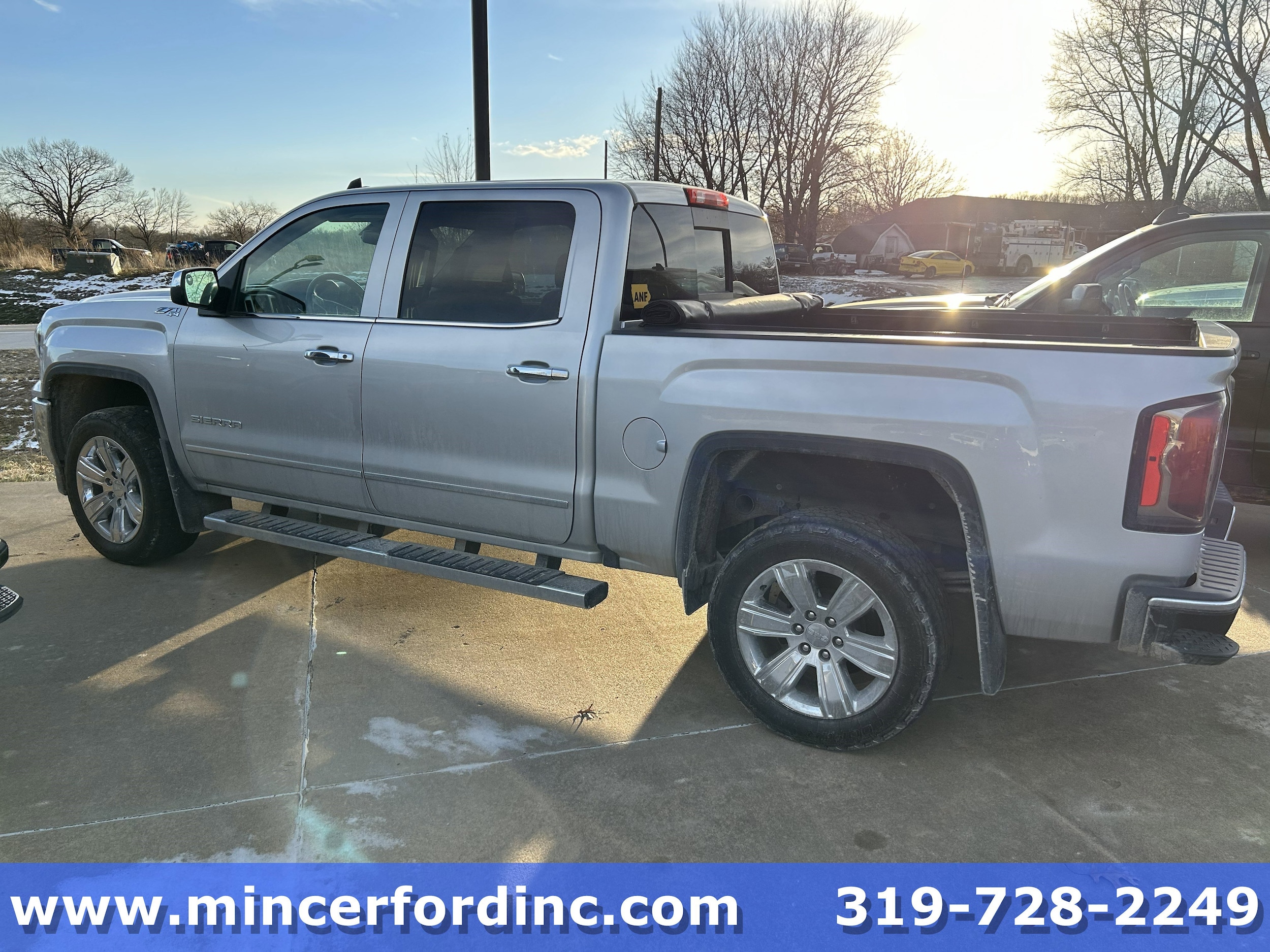 2017 GMC Sierra 1500 SLT's photo