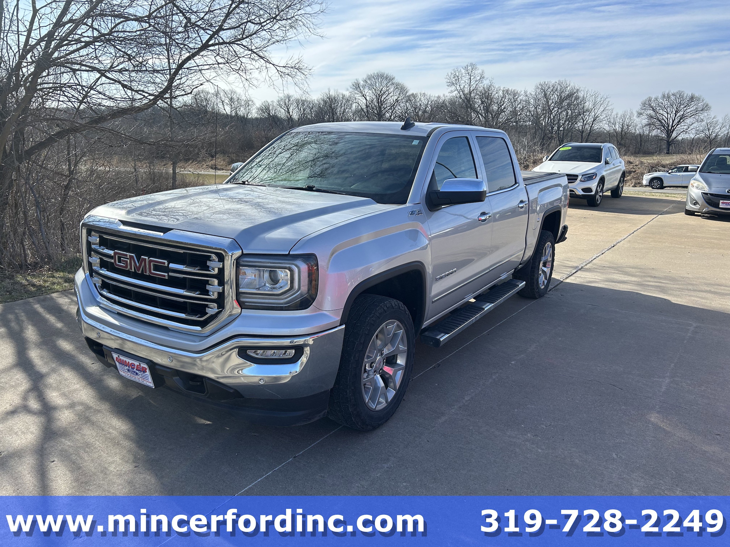 Used 2018 GMC Sierra 1500 SLT with VIN 3GTU2NEC1JG622812 for sale in Columbus Junction, IA