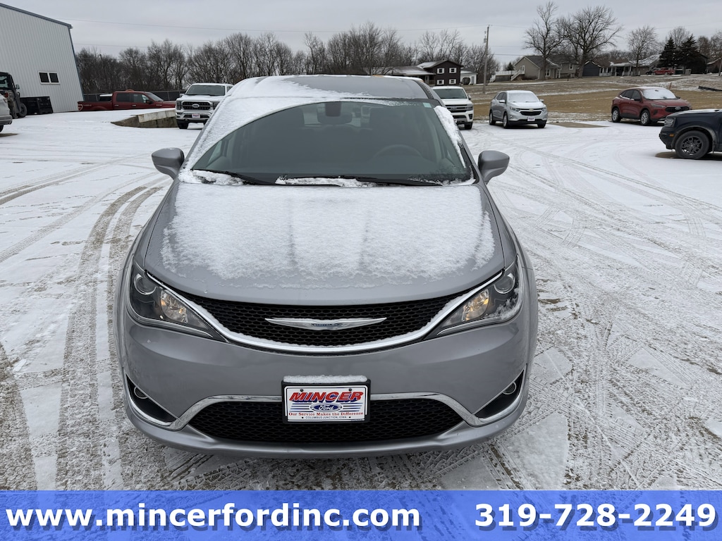 Used 2018 Chrysler Pacifica Touring Plus Touring Plus FWD