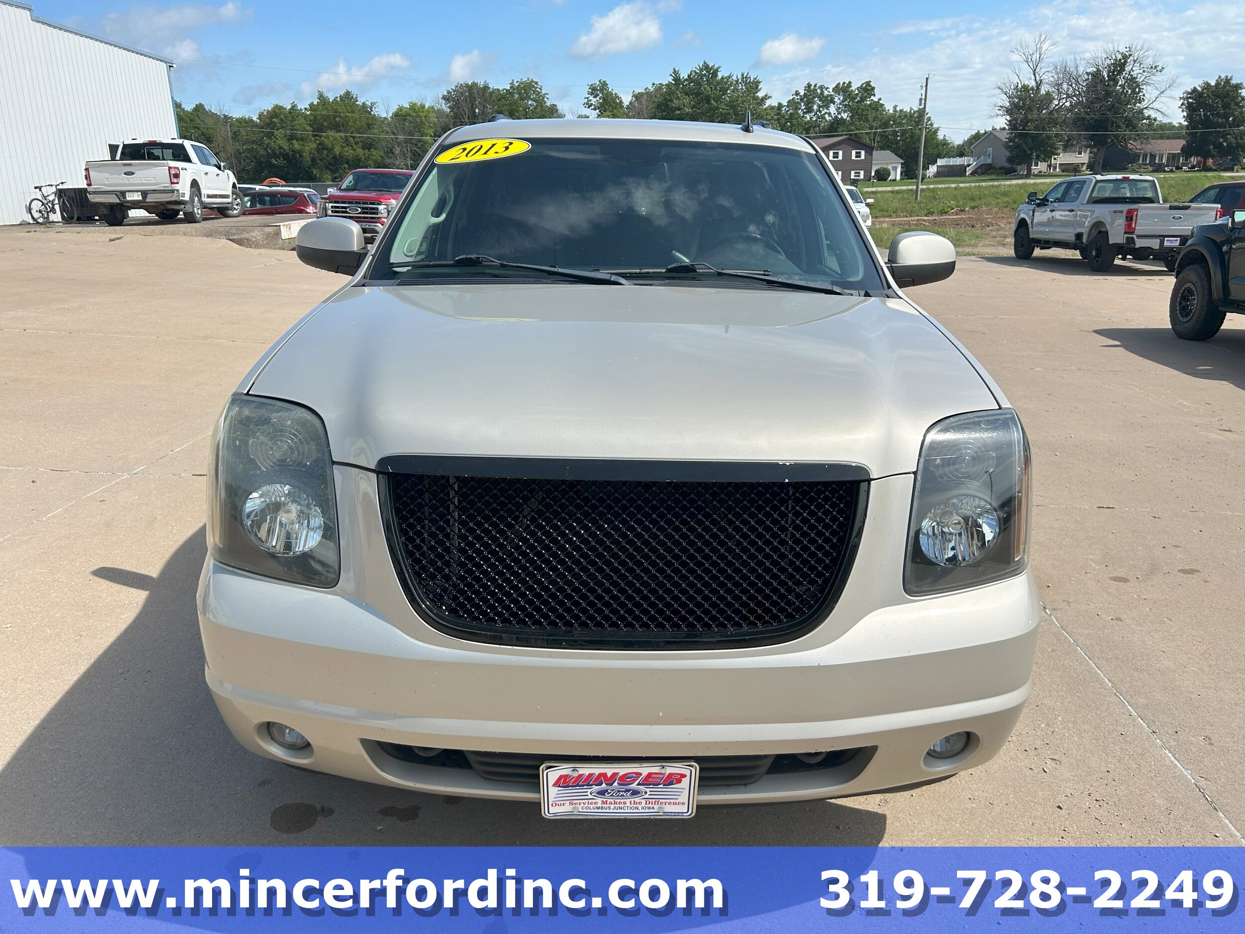 2013 Gmc Yukon 1500 SLT photo 3