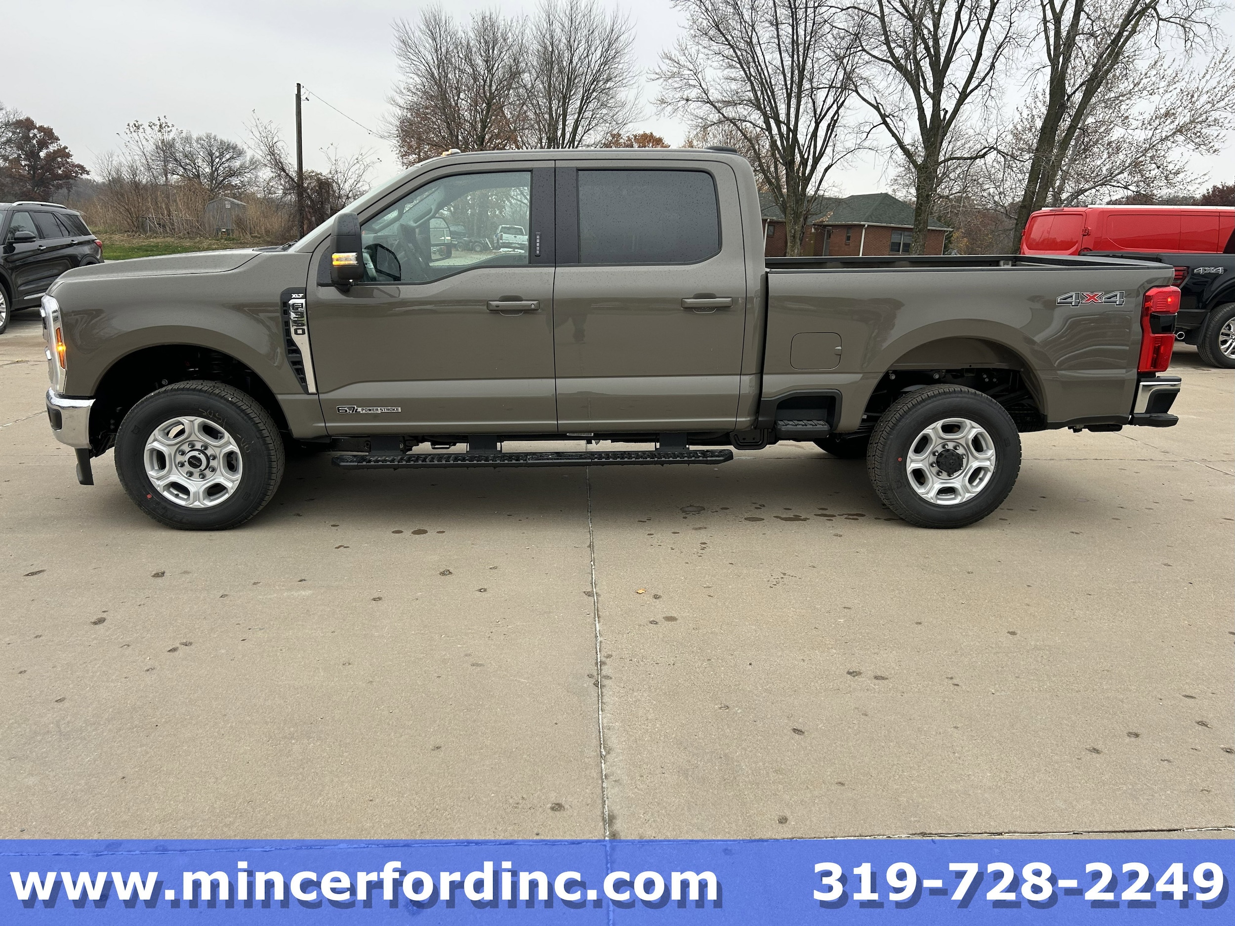 2026 Ford F-350 Super Duty XLT's photo