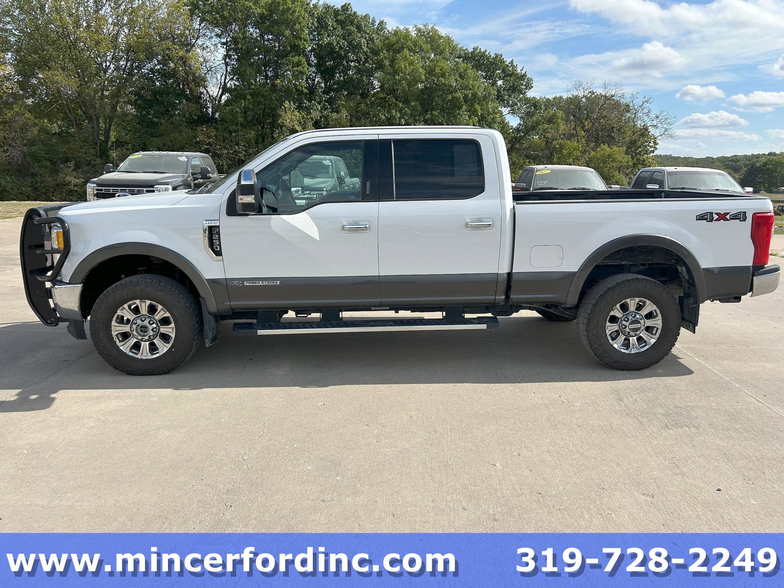 2017 Ford F-250 Super Duty Lariat's photo