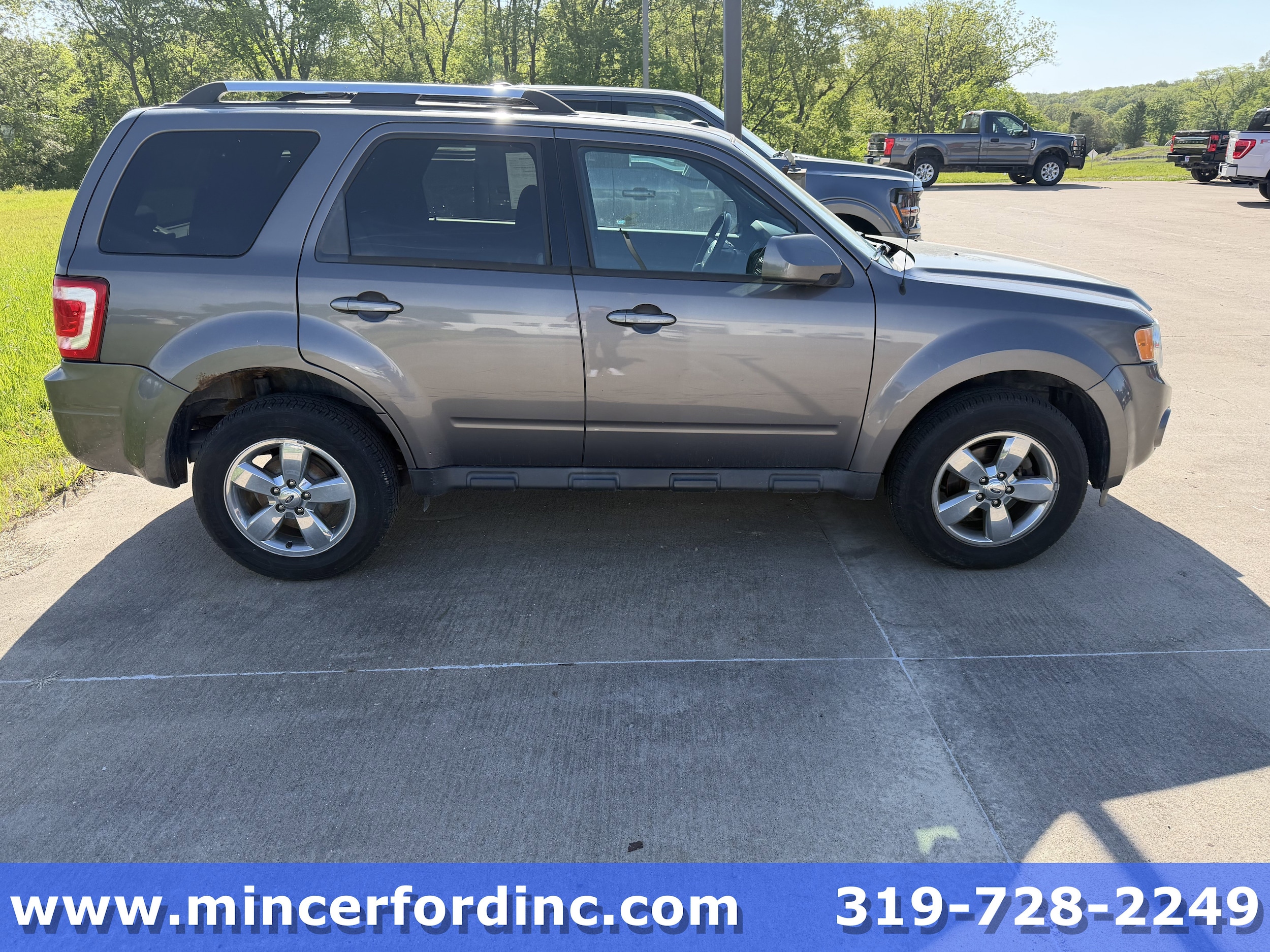 2011 Ford Escape Limited 4WD's photo