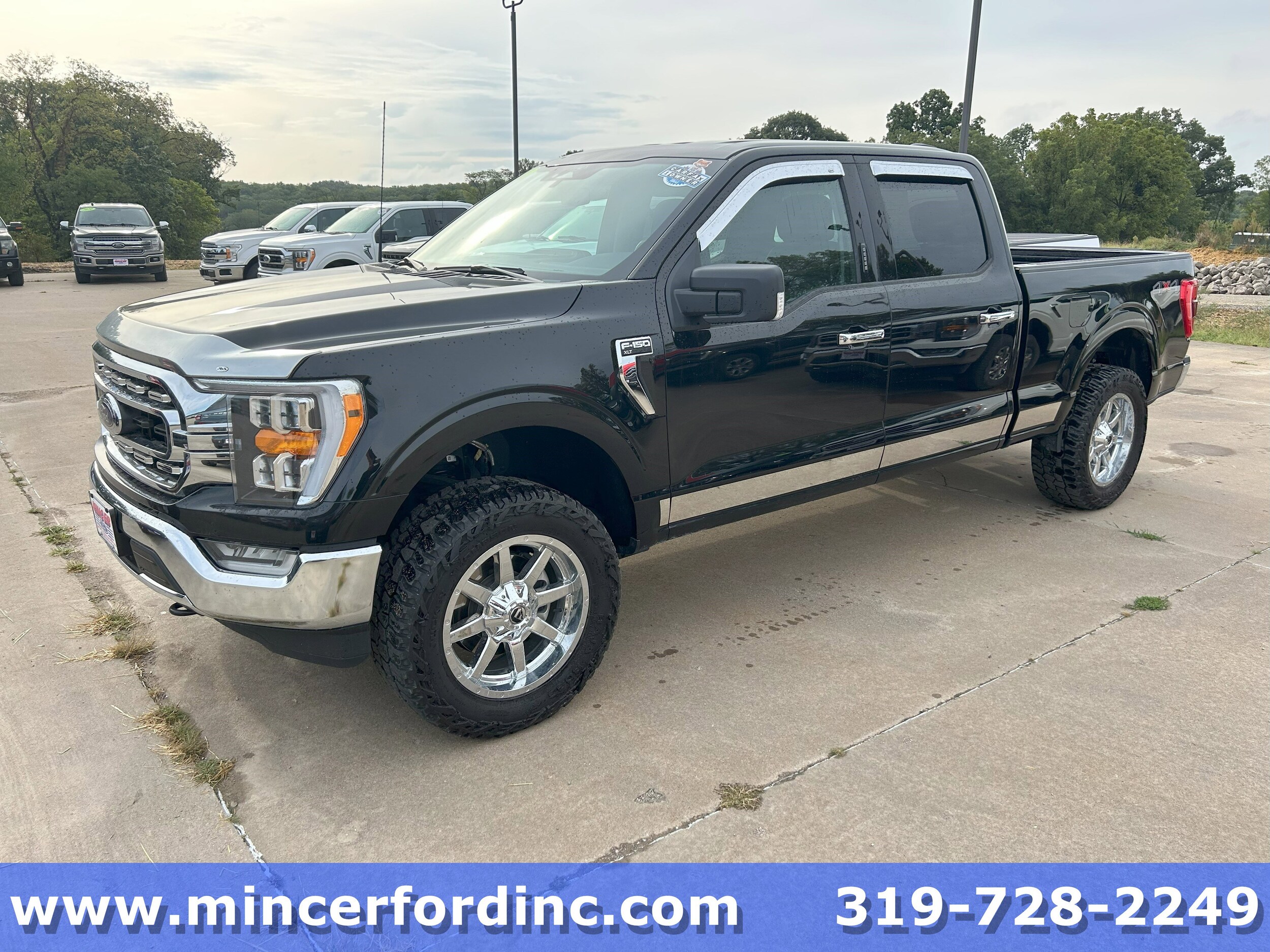 2022 Ford F-150 XLT photo 2